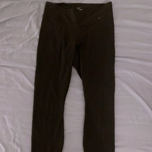 Women’s Nike DRI-FIT Mid-Rise Black Leggings